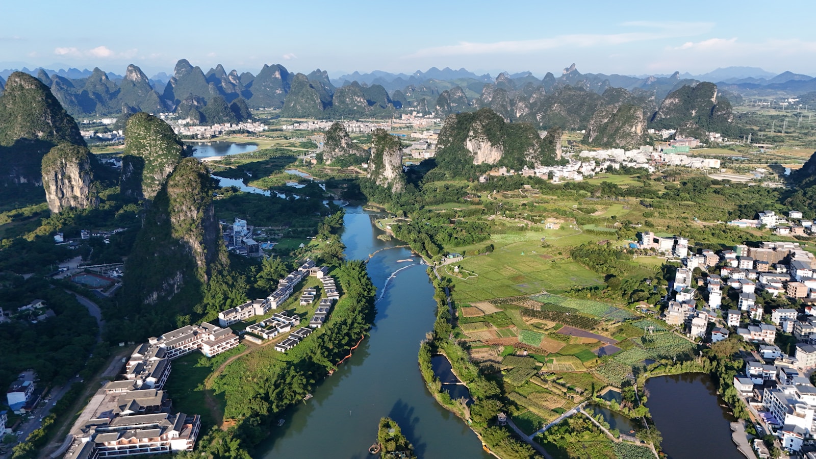 A calm river journey through the karst landscape around Guilin